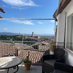 Attico Con Terrazzo Panoramico A 200 Mt Dal Duomo Apartment