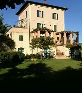 Domus Volumnia Country house